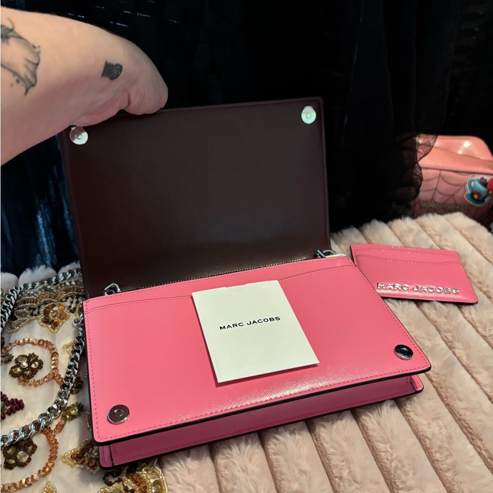 Marc Jacobs Pink Saffiano leather Crossbody Bag and Card Holder Set Like new! - Picture 16 of 16